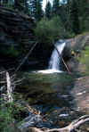 falls04.jpg (130417 bytes)